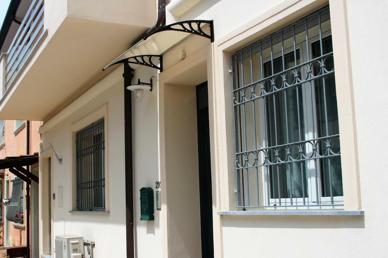 Casa Lu' Villa Viareggio Dış mekan fotoğraf